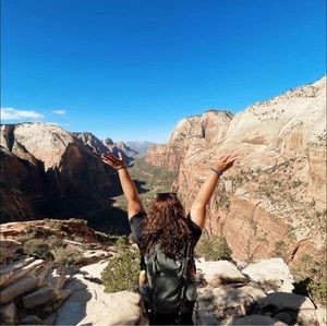 Meet your Posher, Isabelle